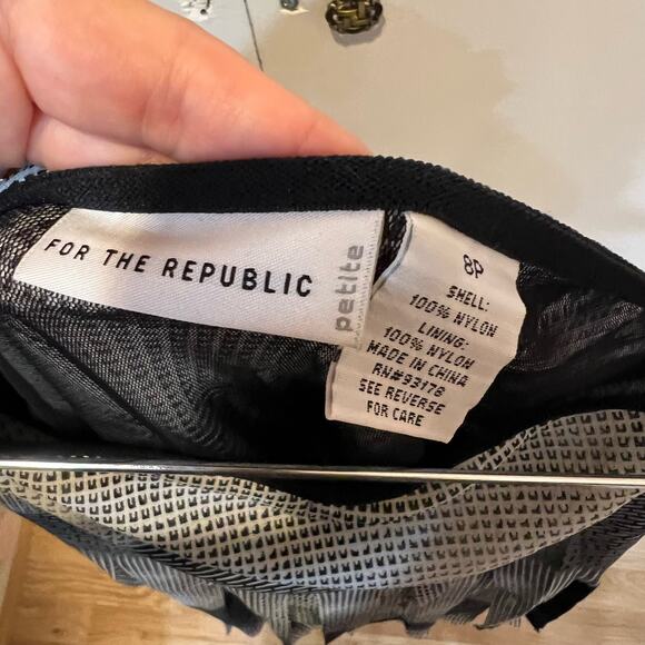 For the Republic Black White Gray Fringe Skirt Size 8P - Picture 6 of 6